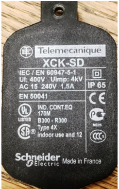 XCKSD_front_cover_black.png